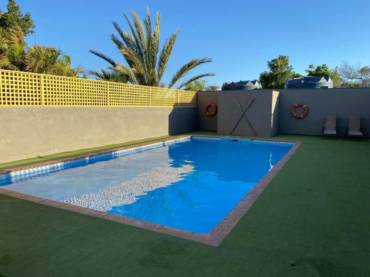 Capricorn Holiday Park Carnarvon Exterior foto
